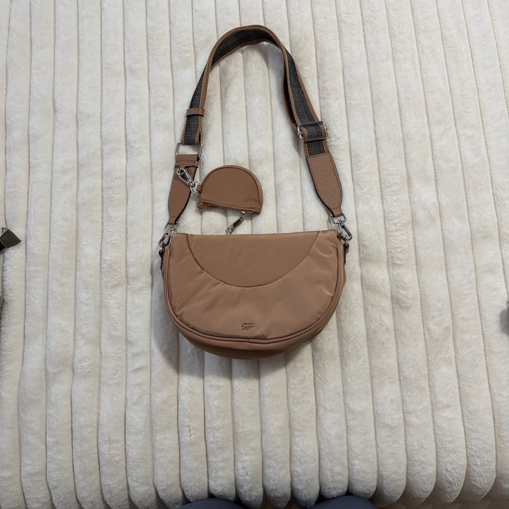 Elegant Tan Crossbody Bag with Coin Pouch